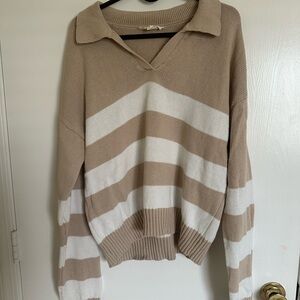 Collared V-Neck Stripe Sweater in Beige and White
